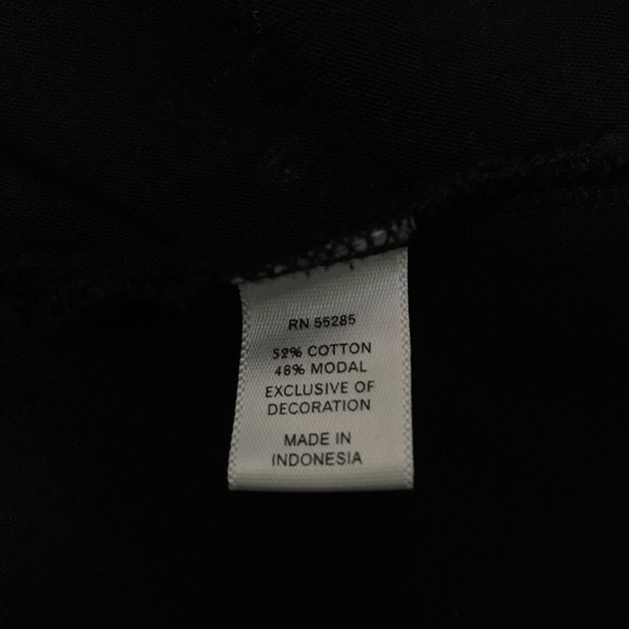 Express Sleeveless Top - Picture 6 of 8